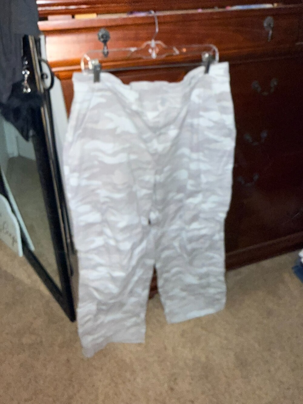Wild Fable Cargo Pants XXL Gray White Camouflage Grunge Skater Indie Y2K Jeans